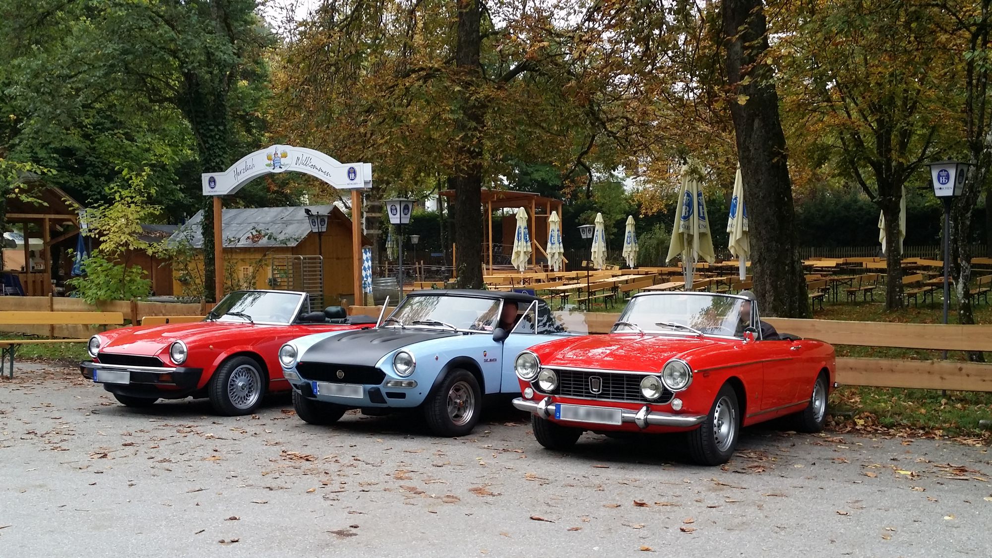 Oldtimertreffen, Waldgasthof Buchenhain - Fiat Cabrio-Evolution